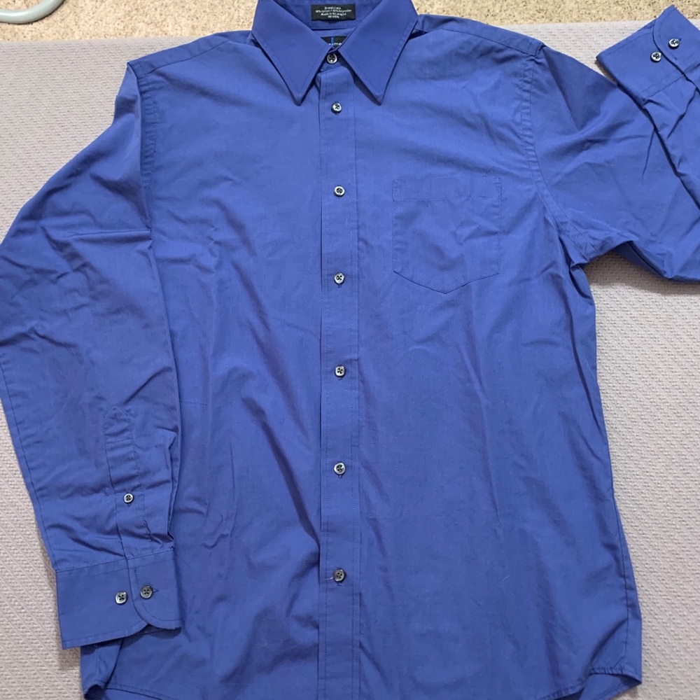 EUC Dress Shirt: Broadcloth, John Bartlett’s Statements Size 15-15.5 x 32-33”
